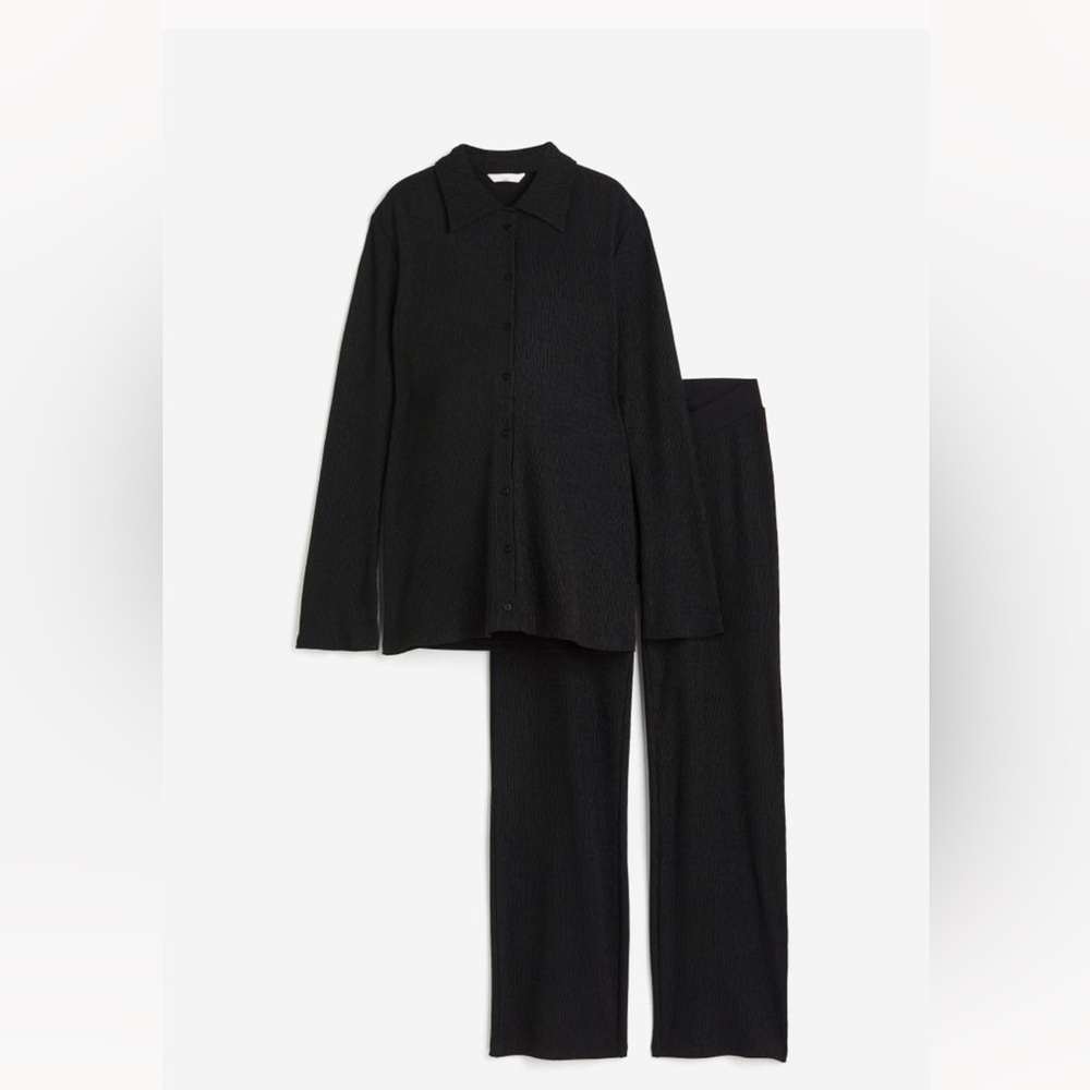 Lot of H&M maternity clothes